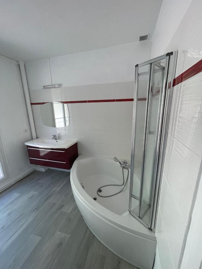 Vivez Au Coeur Historique - St Francois - Grand Appartement Confortable لو هافر المظهر الخارجي الصورة
